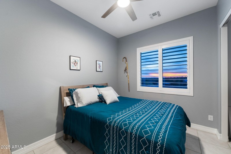 038__3350 N Val Vista Rd