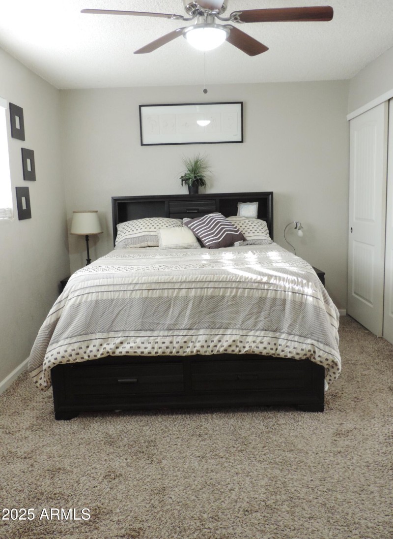764 N Thunderbird DR 042