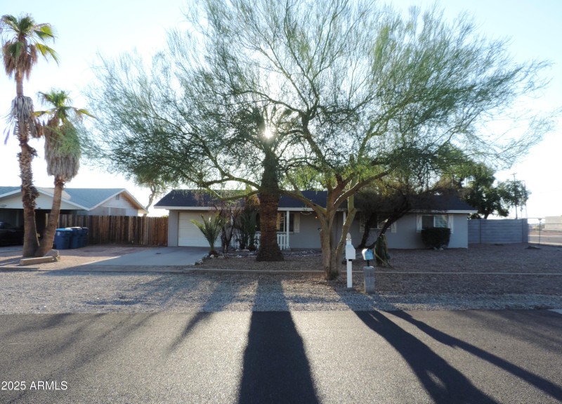 764 N Thunderbird DR 068