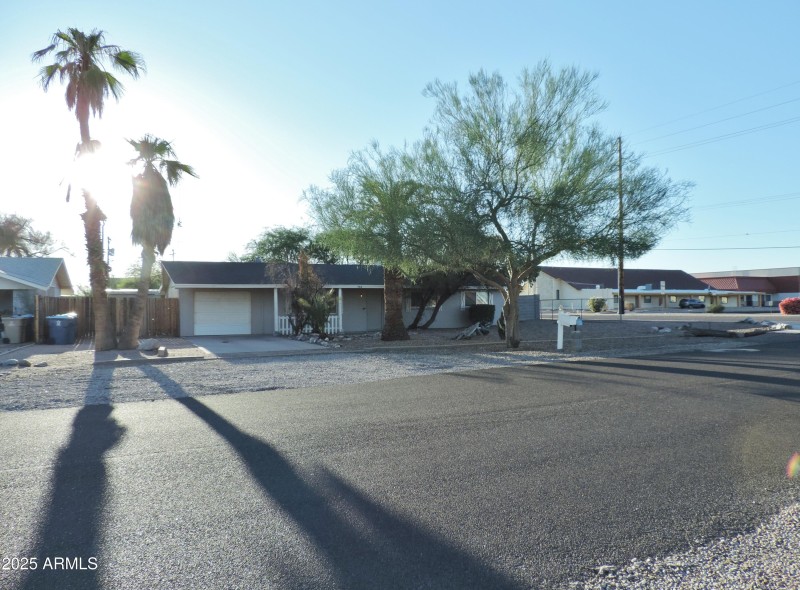 764 N Thunderbird DR 074