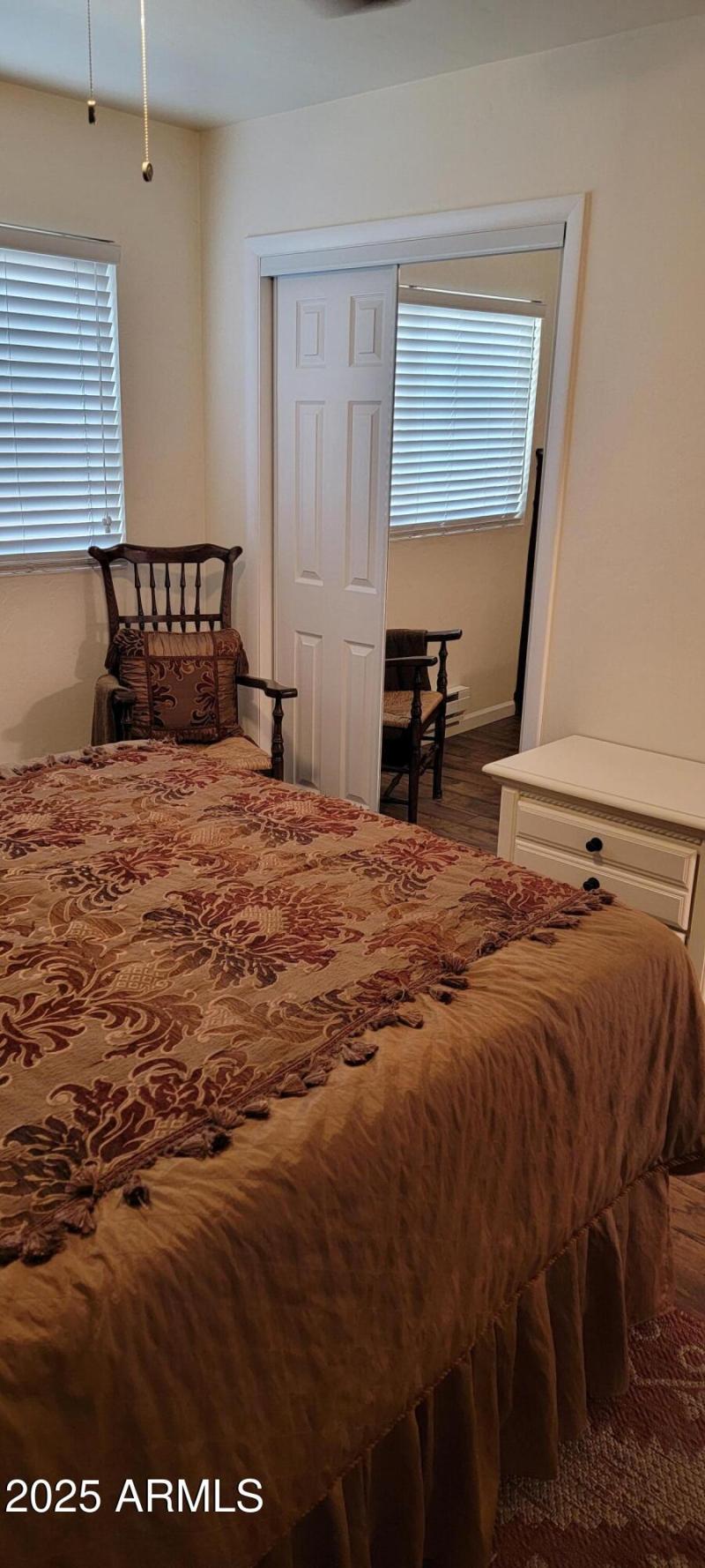 U2 Bedroom 4