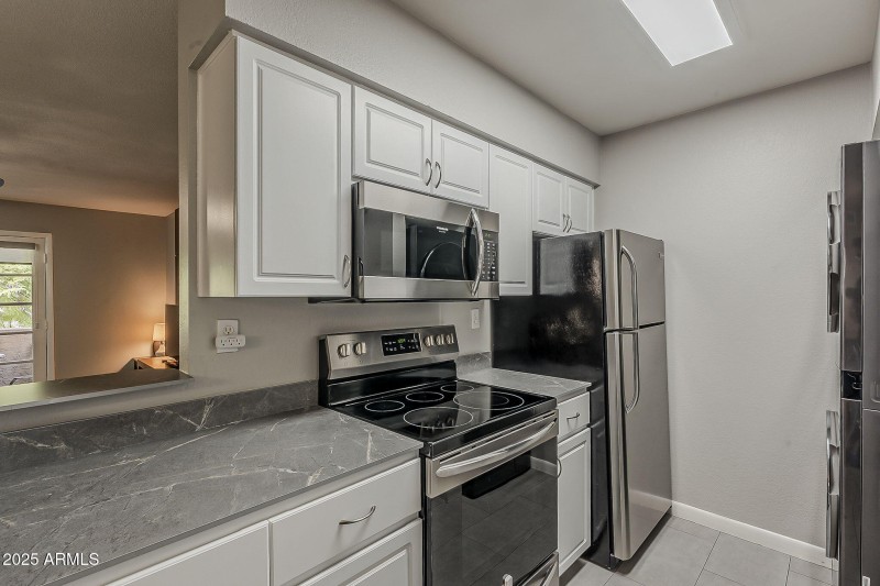 16-web-or-mls-78th St-10