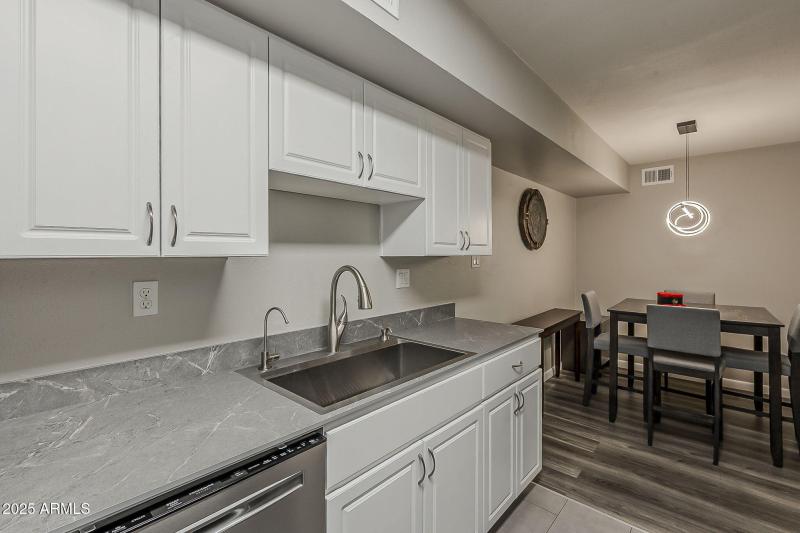 18-web-or-mls-78th St-12