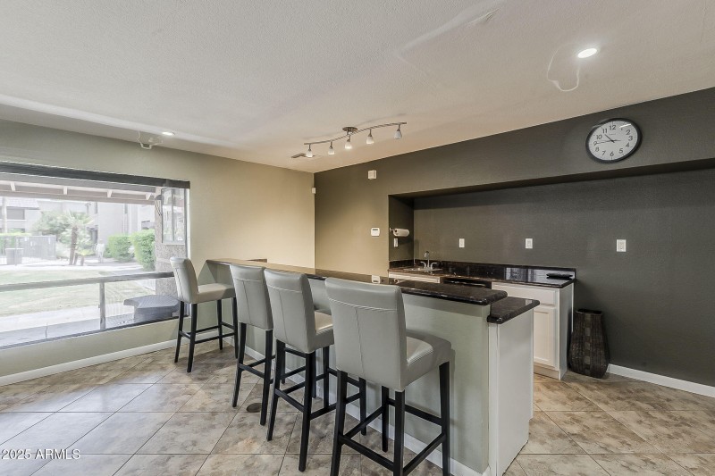 38-web-or-mls-78th St-32