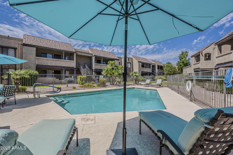 52-web-or-mls-78th St-46
