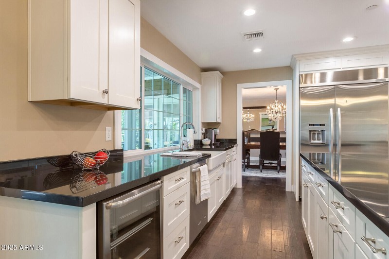 17_12140_N_76th_Ct__17_mls