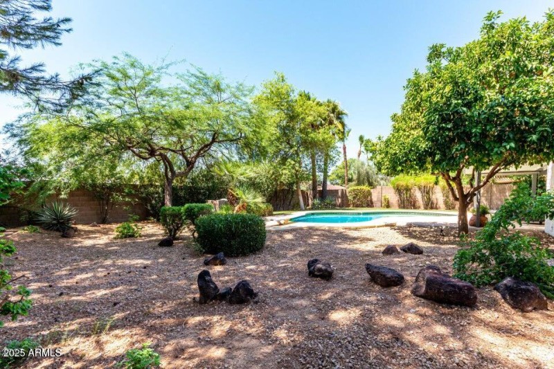 20250711225736283301000000-o