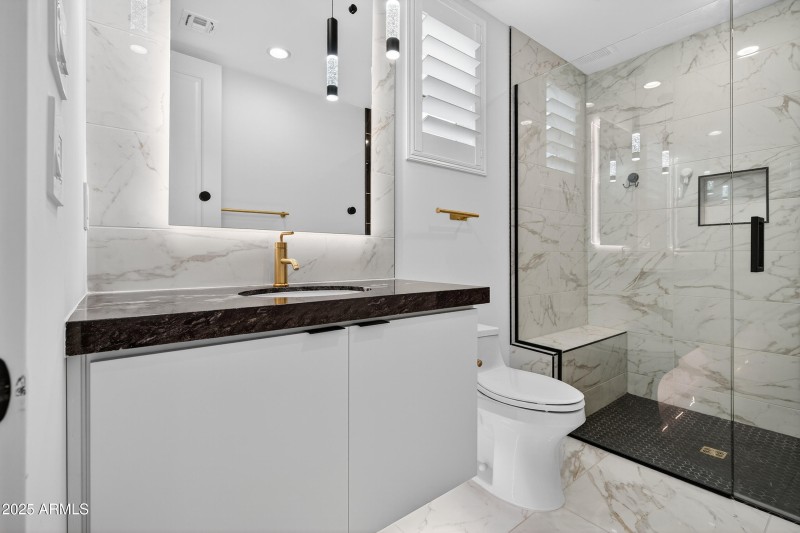 43-print-044_A7404395