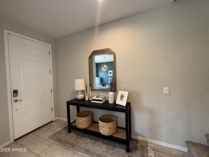 Bright & Welcoming Entryway