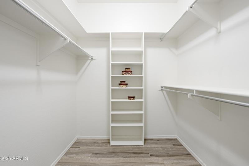 Closet 2