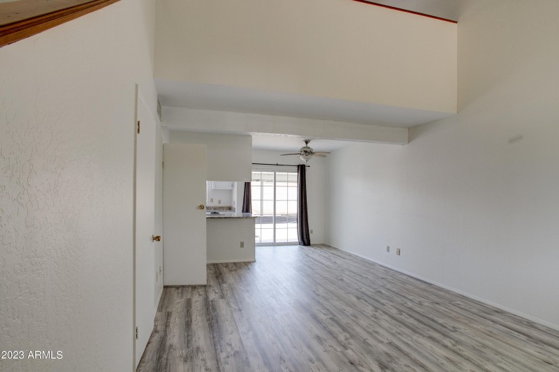 2215 W Agusta ave phx 103-7