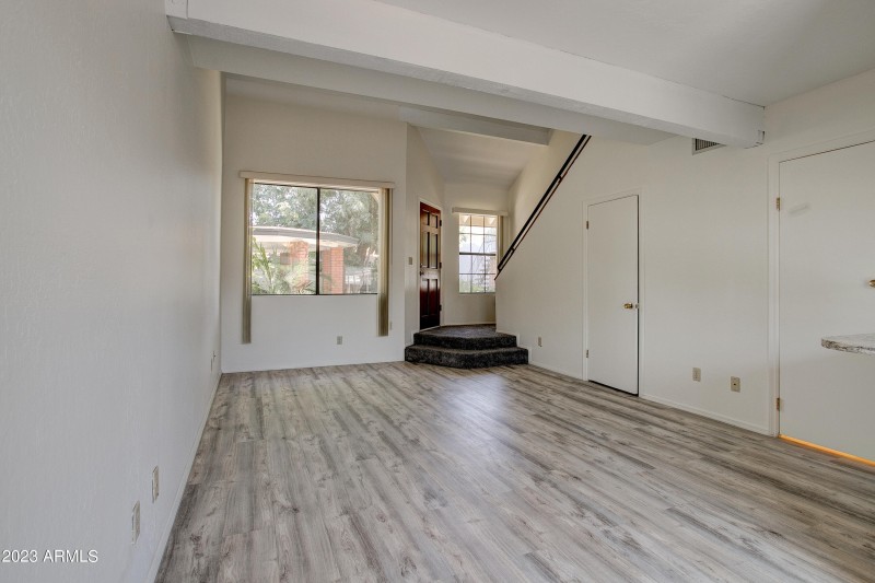 2215 W Agusta ave phx 103-16