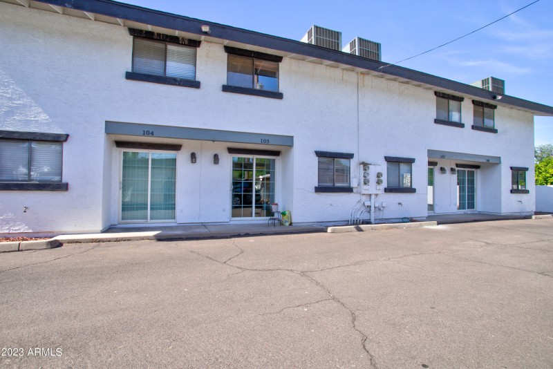 2215 W Agusta ave phx 103-29