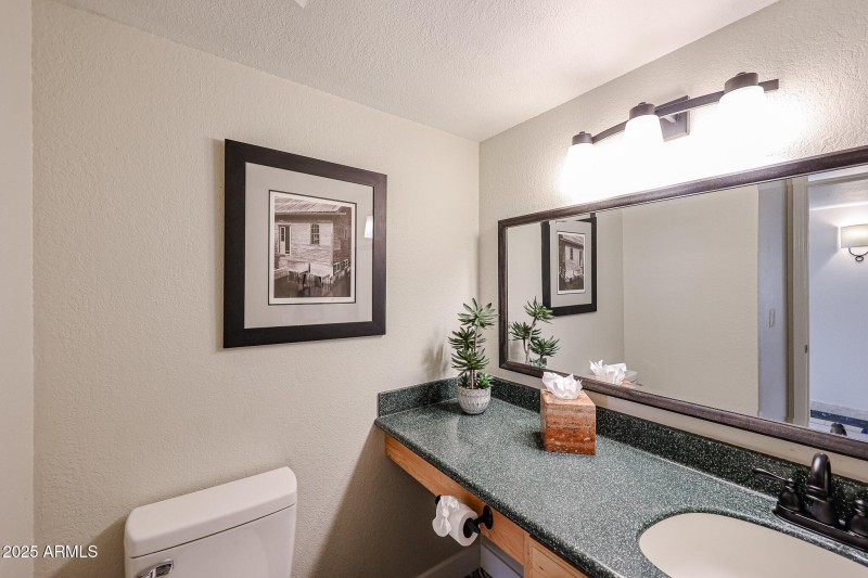 Powder Room 27