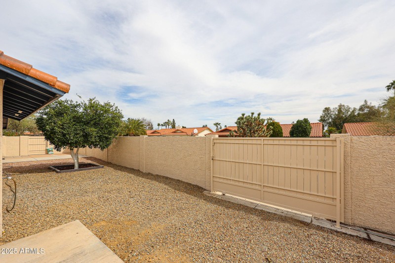 RV Gate