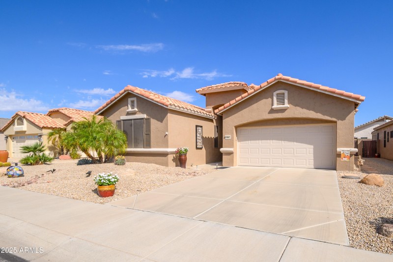 pic-5 Ingleside Dr Front