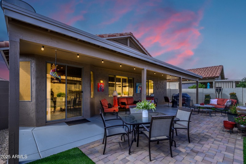 pic-28 Ingleside backyard night