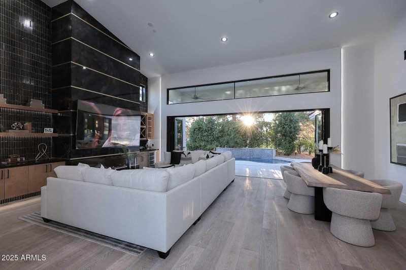 Great-Dining Room