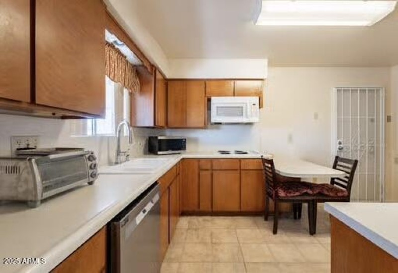 Kitchen 2