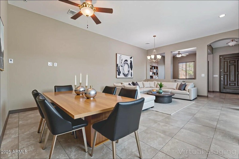 18-A7404707_Living Room