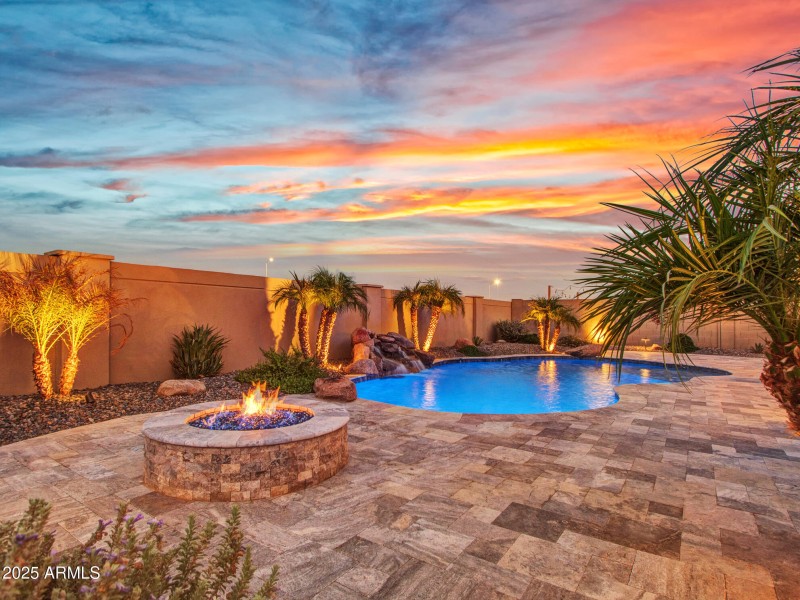 05-Fire-pit-patio-(2)