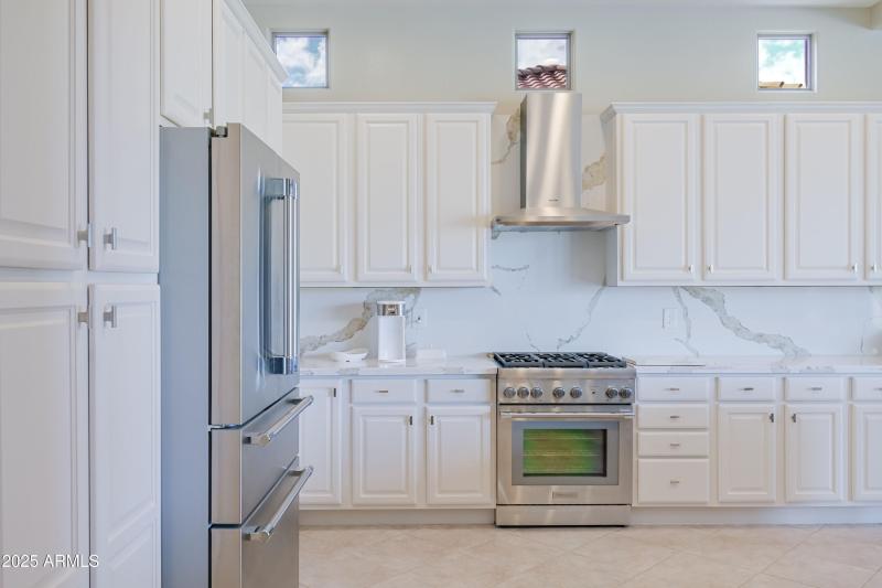 Light Bright Kitchen