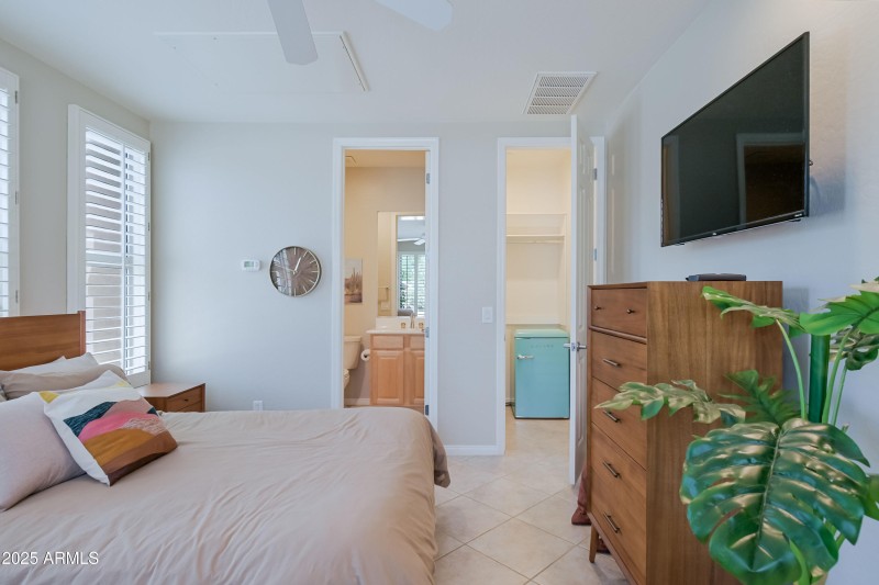 Spacious ensuite Casita