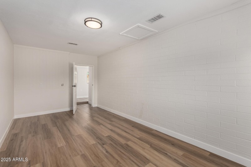 Guest Bedroom 1