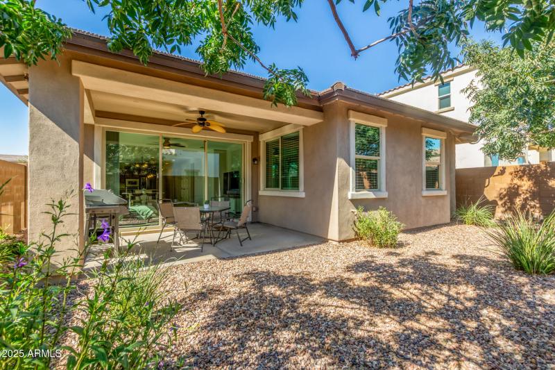 Covered Patio 35 Durant