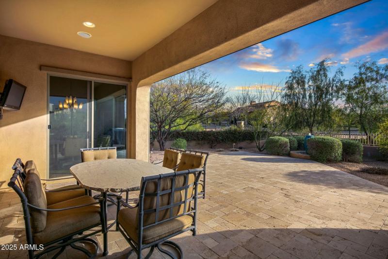 034_Outdoor Living Areas