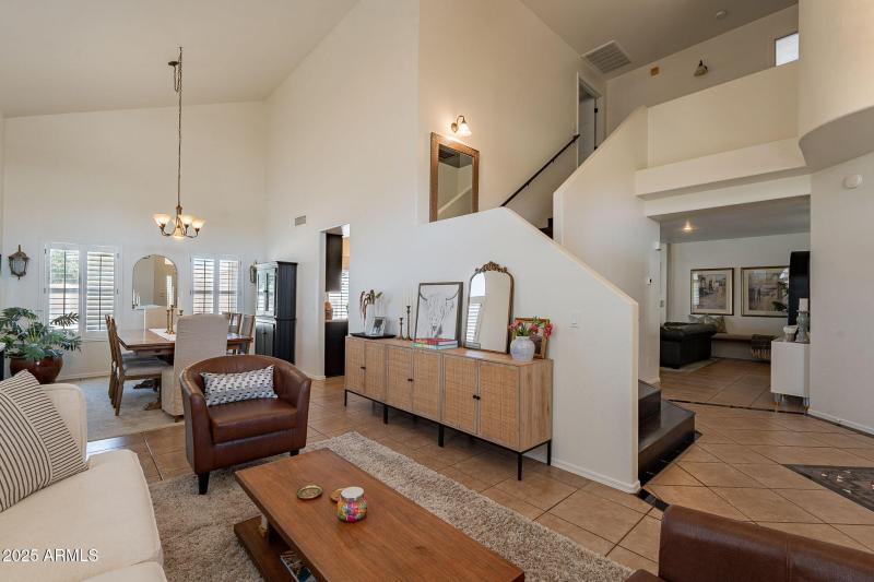 7-web-or-mls-Larkspur-7