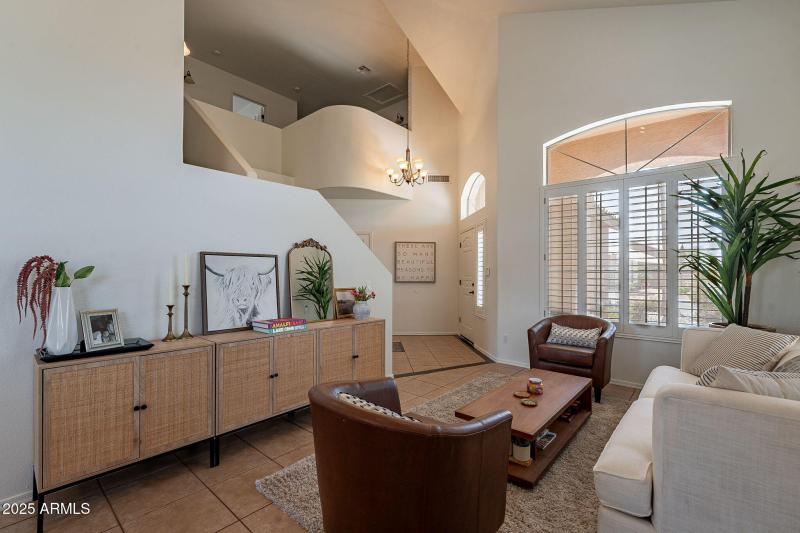 8-web-or-mls-Larkspur-8
