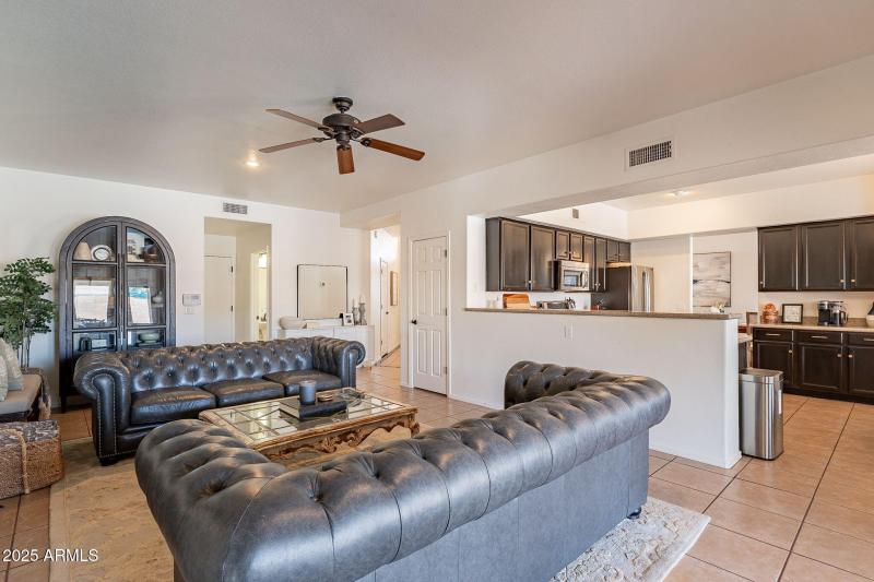 10-web-or-mls-Larkspur-10