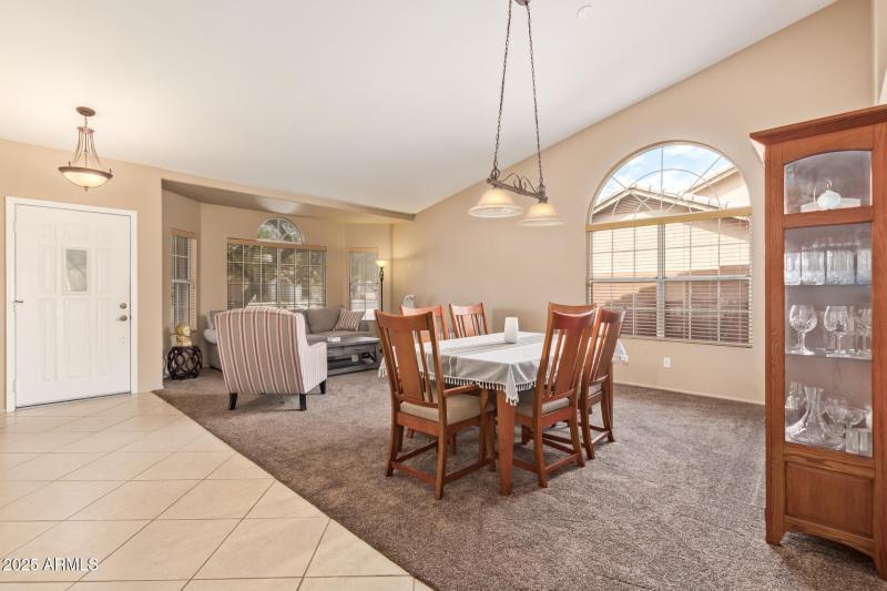 Entry/Living Rm/Dining Rm