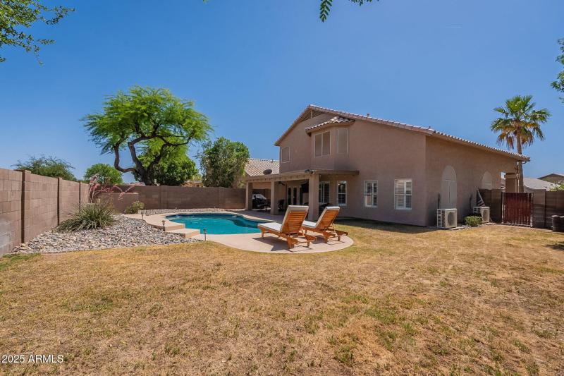 45-web-or-mls-Larkspur-45