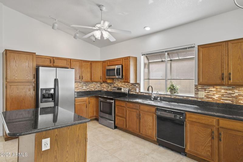 Kitchen – Alternate View