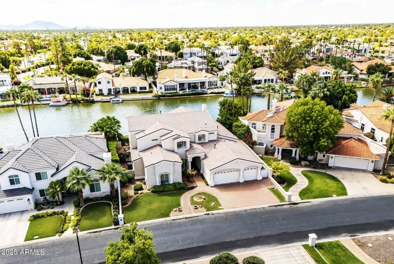 1511 E Treasure Cove Drive