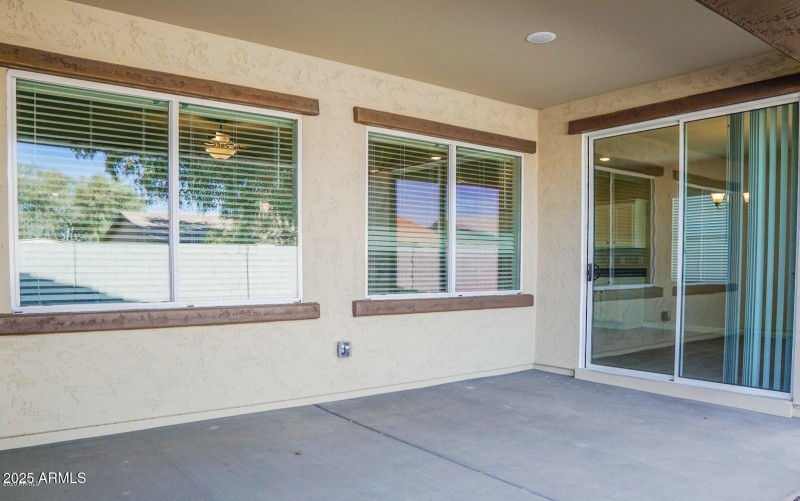 20200813031833979029000000-o