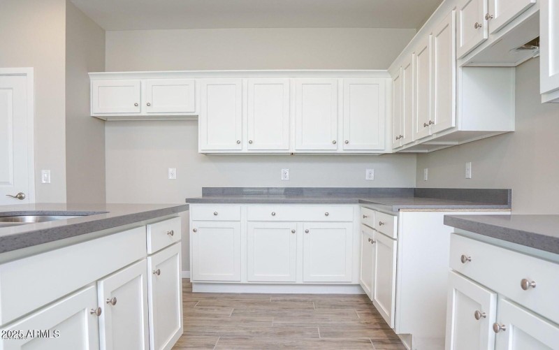 20200813031857379337000000-o