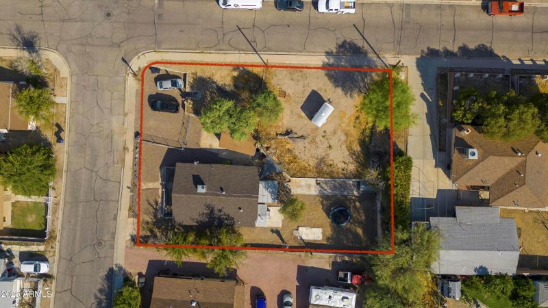 526 N Madison 00050