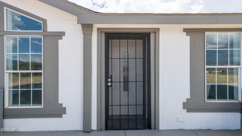 Exterior - 10490 S Smith Ave-11