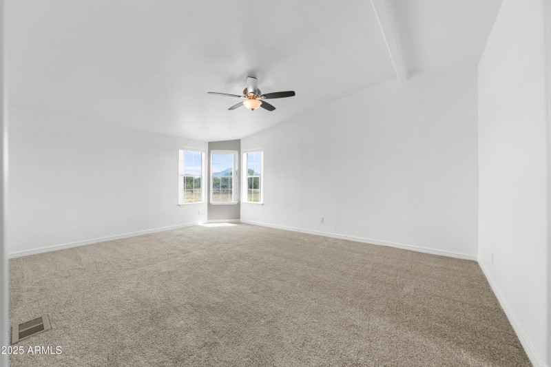 Interior - 10490 S Smith Ave-10