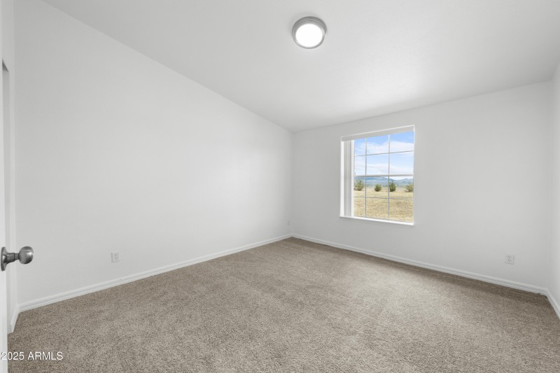 Interior - 10490 S Smith Ave-17