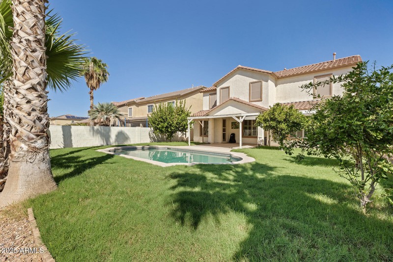 43985 W Yucca Ln (41)