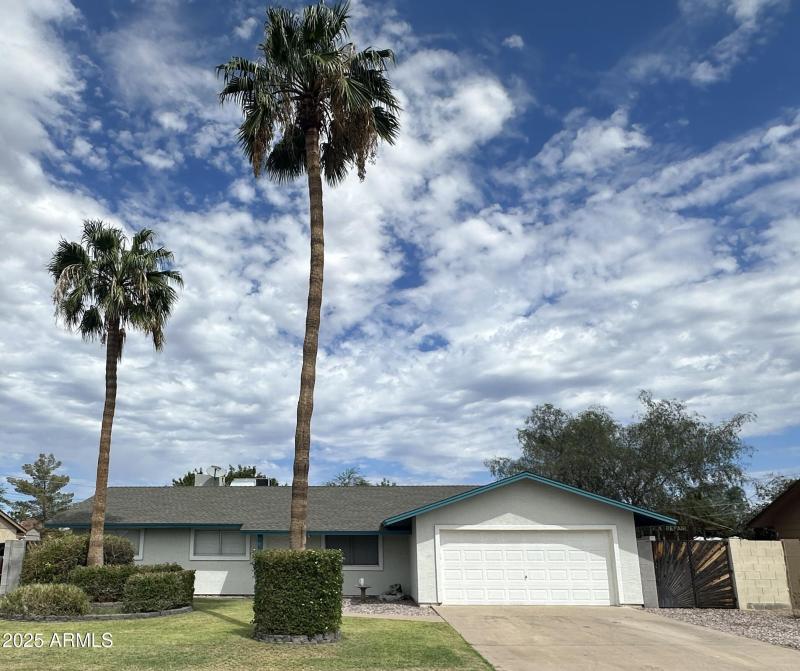 660 W 23rd Ave.