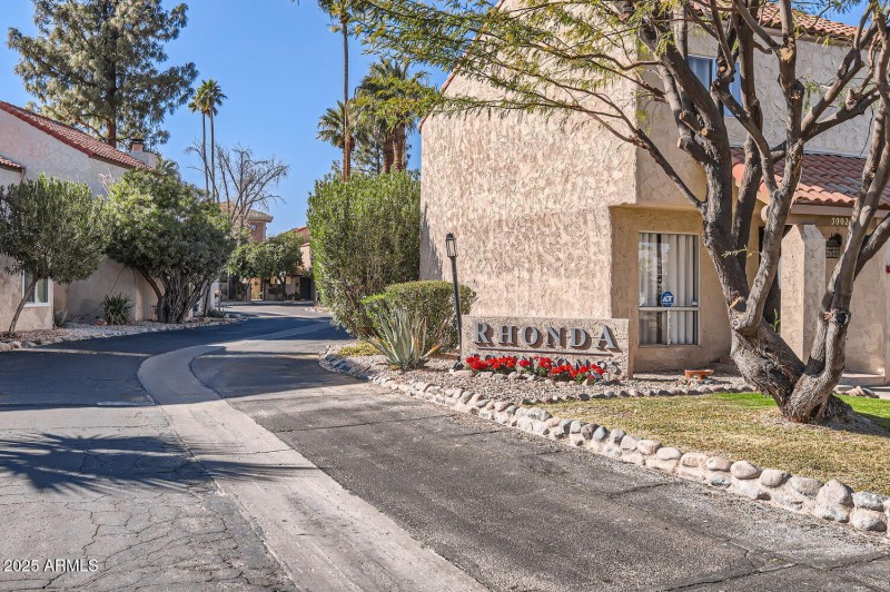 Rhonda Condominiums