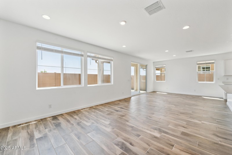 36_10103_E_Ulysses_Ave_Mesa_AZ_85212_USA