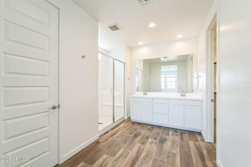 12_10103_E_Ulysses_Ave_Mesa_AZ_85212_USA