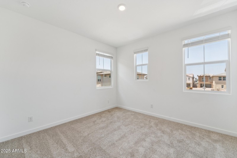 03_10103_E_Ulysses_Ave_Mesa_AZ_85212_USA