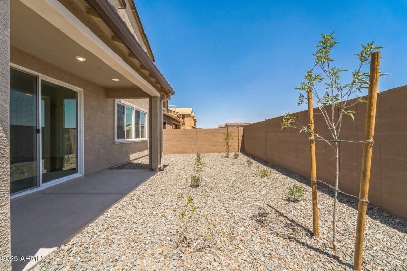 07_10103_E_Ulysses_Ave_Mesa_AZ_85212_USA